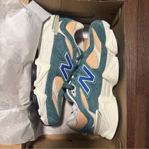 New Balance 9060 New Spruce Peach Blossom Size 5.5 Men. Sz 7 W (GC9060GP)